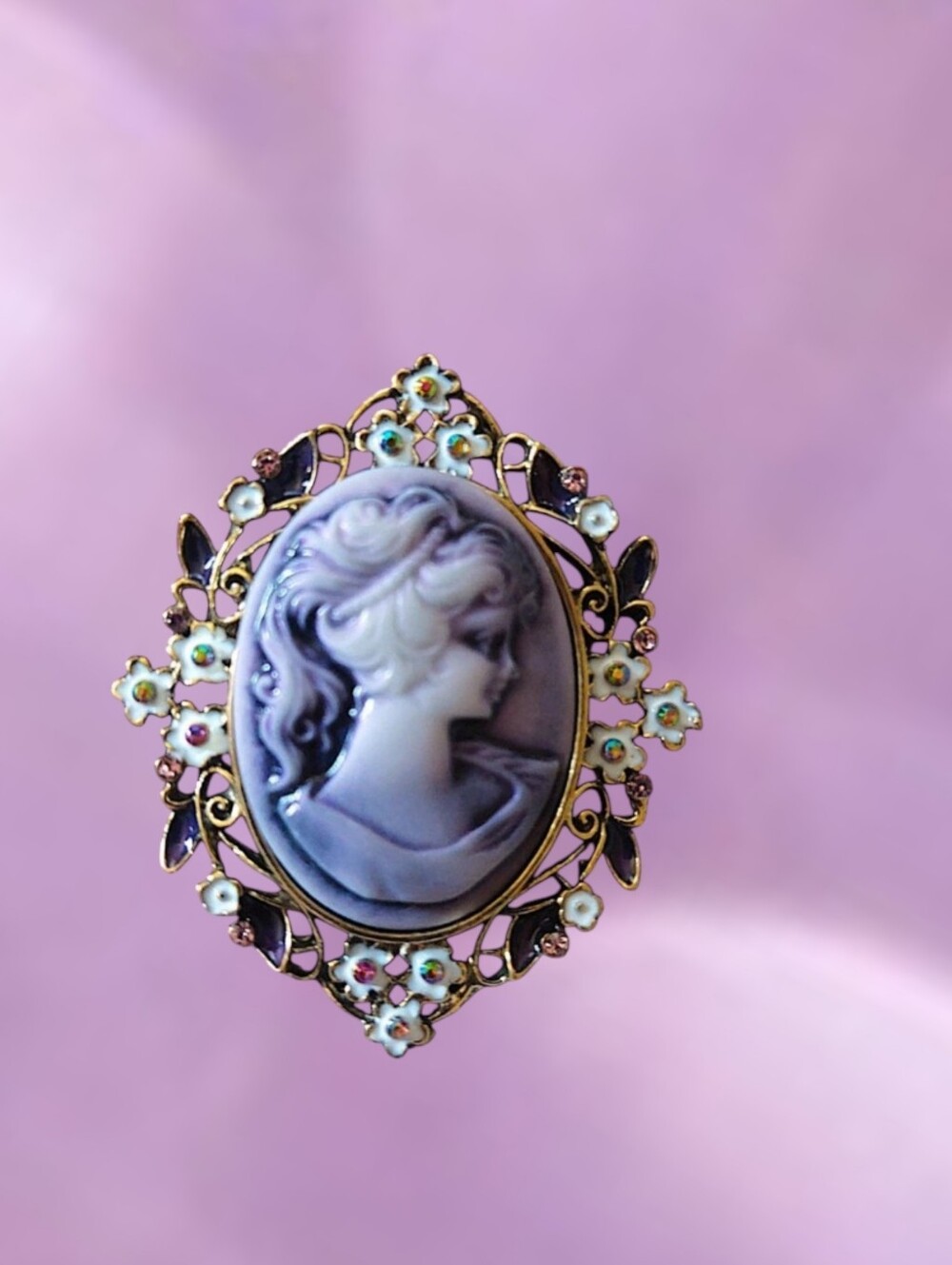 Lavender Cameo Brooch